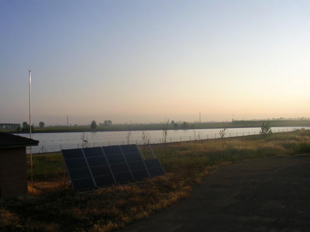 Foto: EMBALSE CANAL NUEVO PARAMO EN EL TERMINO MUNICIPAL DE STA.CRISTINA - Zuares Del Pàramo (León), España