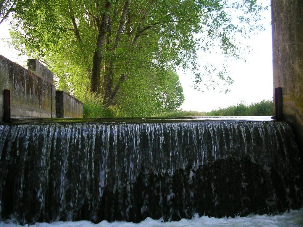 Foto: EMBALSE DE POBLADURA - Zuares Del Pàramo (León), España