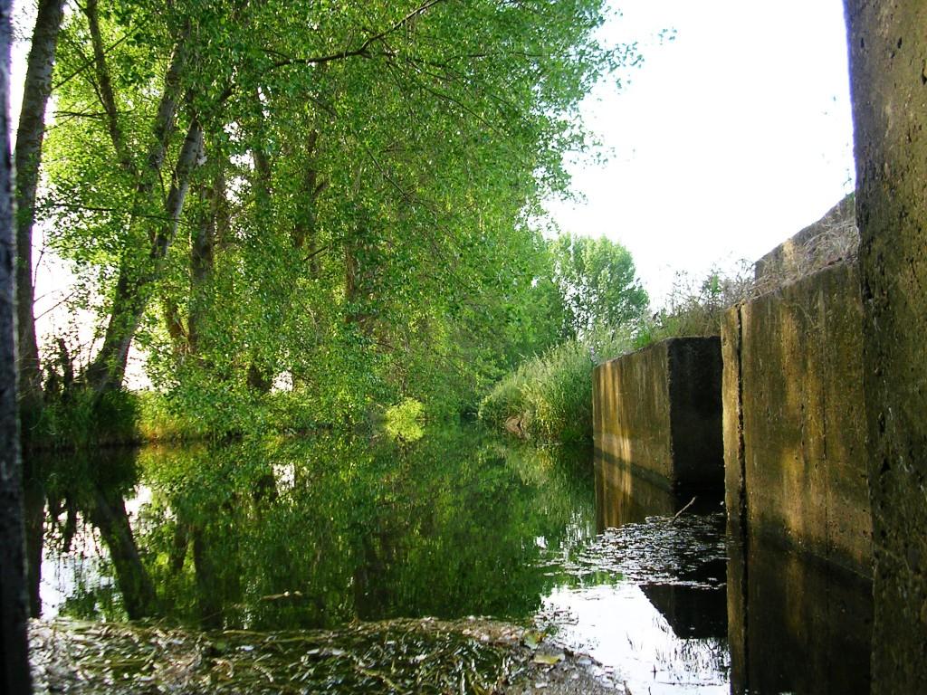 Foto: EMBALSE DE POBLADURA - Zuares Del Pàramo (León), España