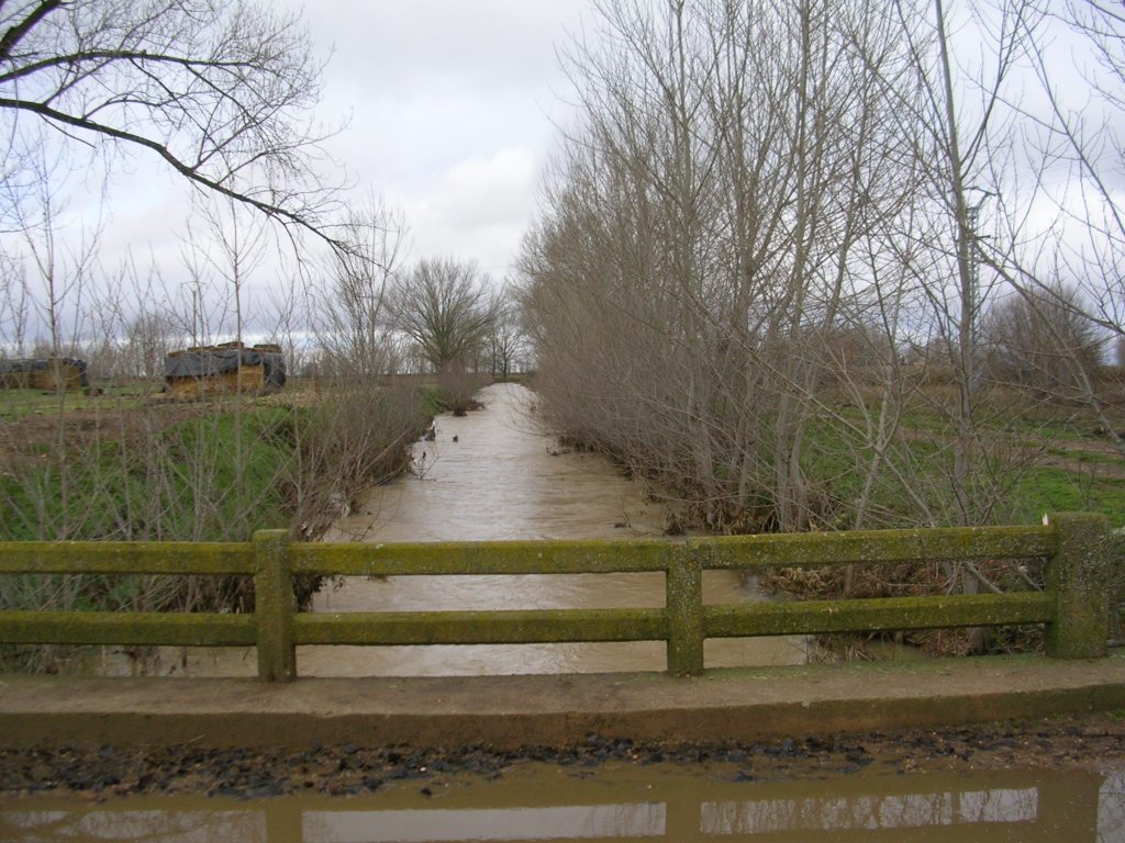 Foto: Desde El Puente - Zuares Del Páramo (León), España