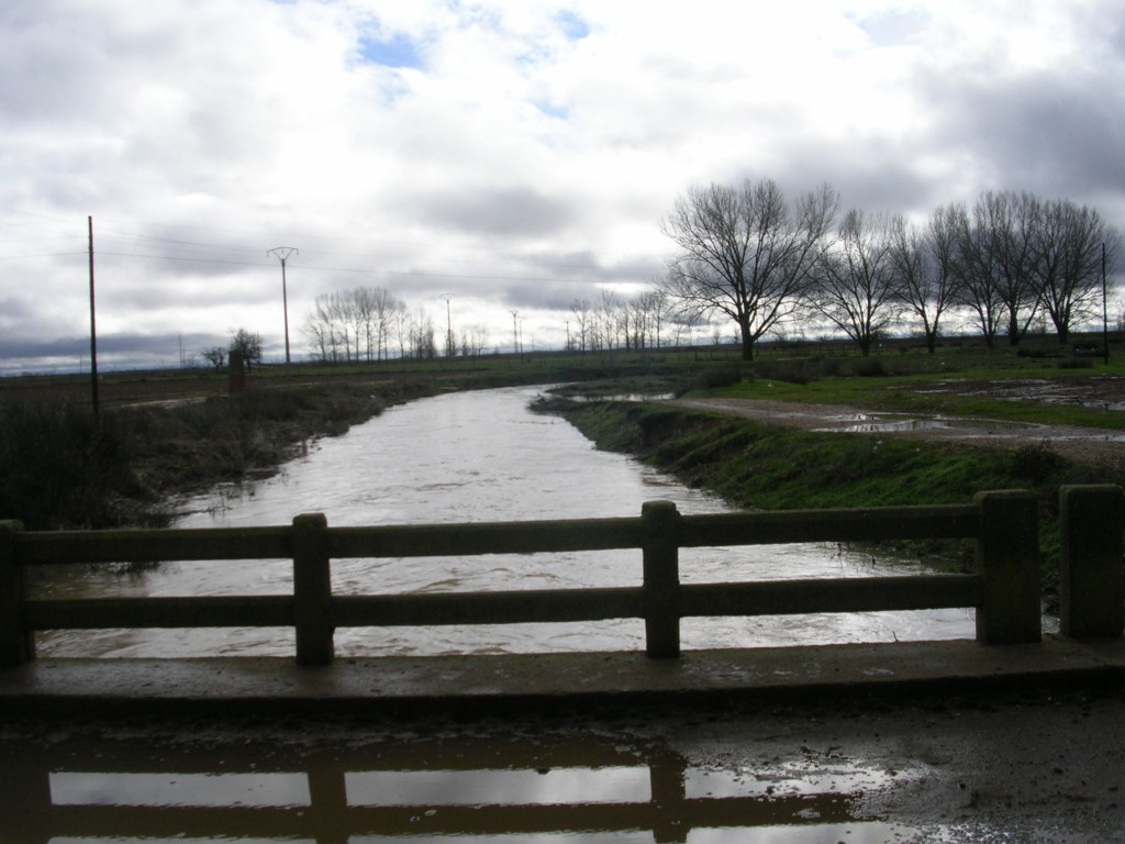 Foto: Mirando Al Este - Zuares Del Páramo (León), España