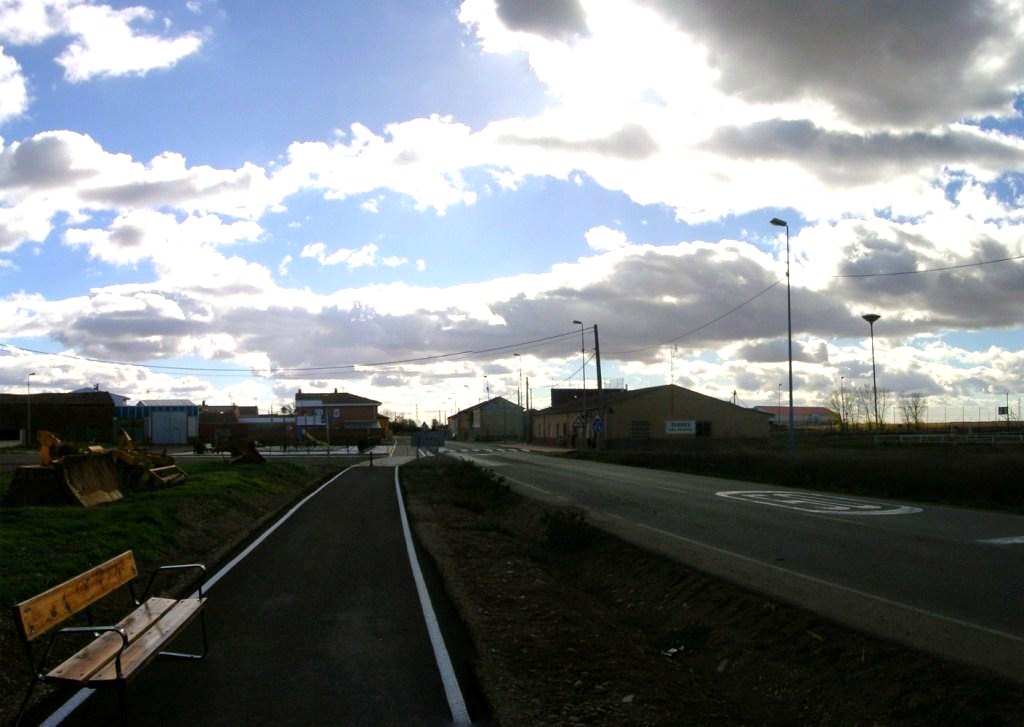 Foto: ENTRANDO EN ZUARES - Zuares Del Páramo (León), España