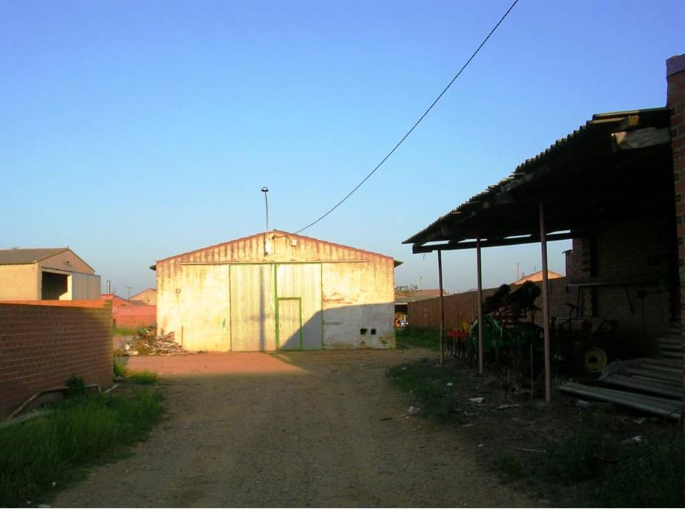 Foto: Almacen En La C/ Villar Del Yermo - Zuares Del Pàramo (León), España