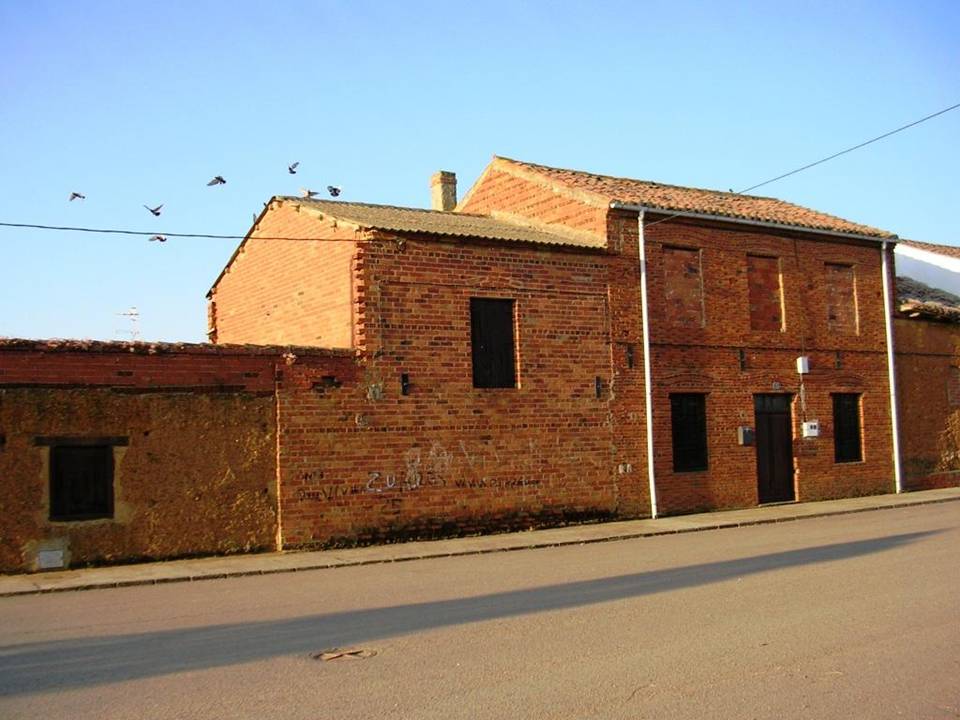 Foto: Casa En La C/ Arriba - Zuares Del Pàramo (León), España