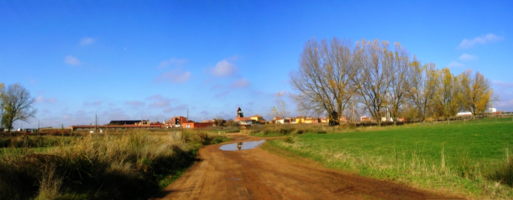 Foto: Panoràmica Desde El Camino A Villamañan - Zuares Del Pàramo (León), España