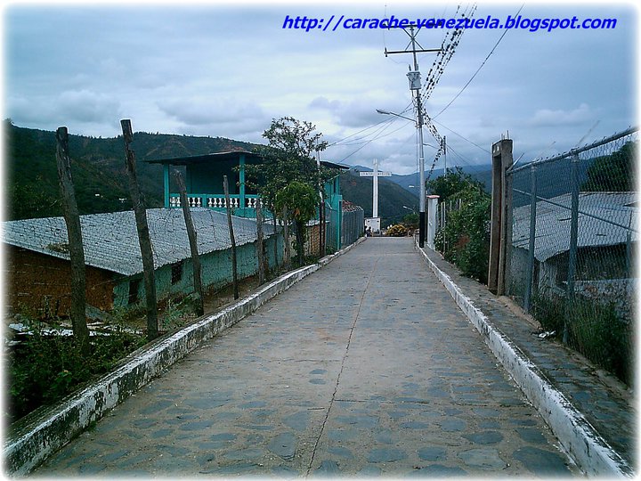 Foto: CAMINO A LA CRUZ - Cerro De La Cruz (Trujillo), Venezuela