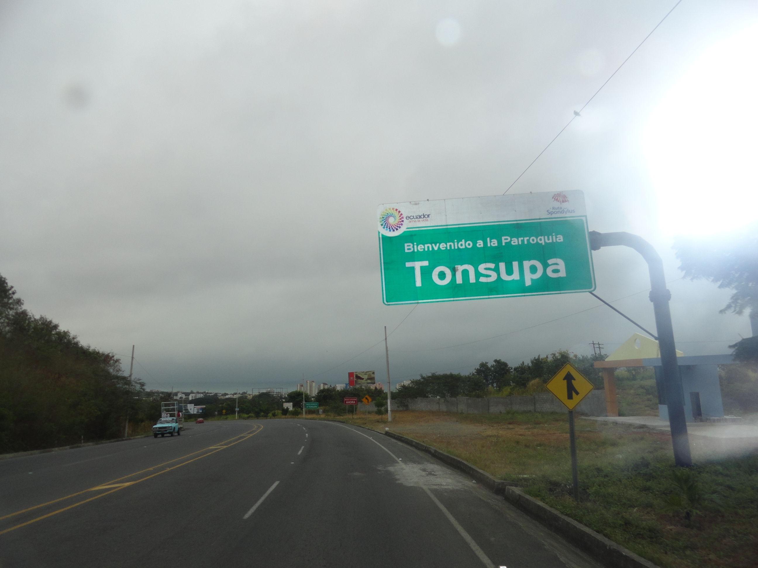 Foto: Valla publicitaria - Atacames- Tonsupa (Esmeraldas), Ecuador