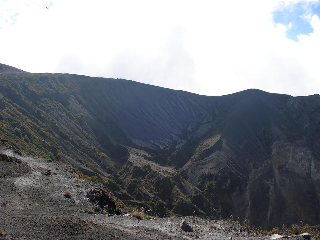 Foto: VOLCÁN IRAZÚ - Cartago, Costa Rica