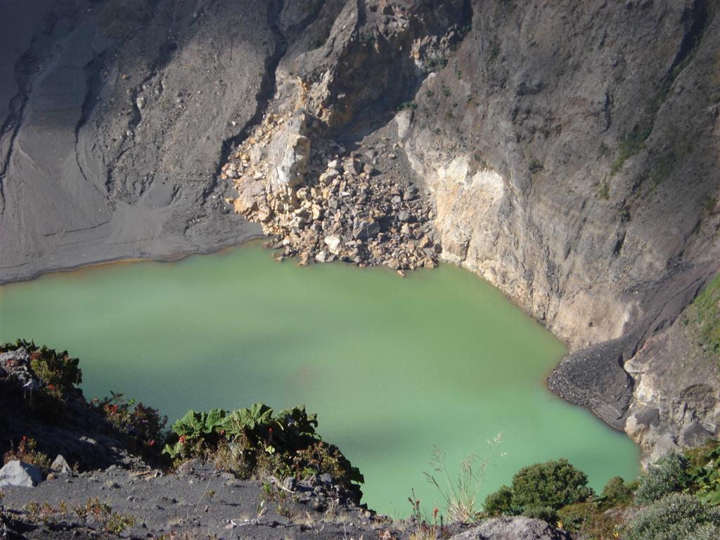 Foto: VOLCÁN IRAZÚ - Cartago, Costa Rica