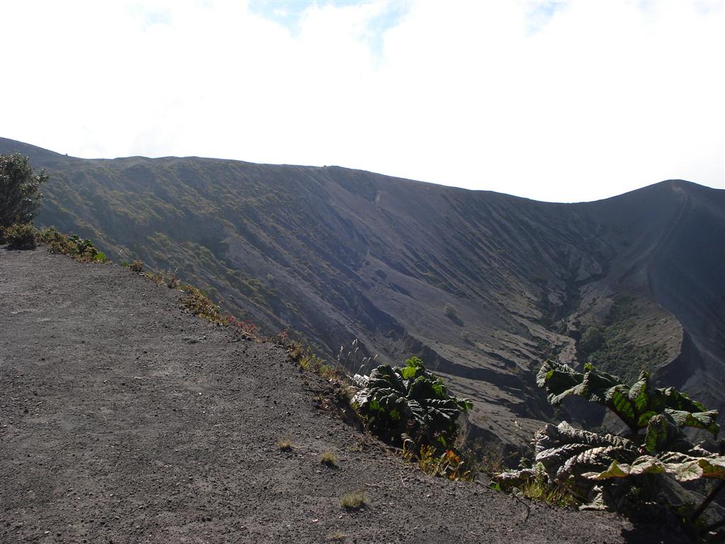Foto: VOLCÁN IRAZÚ - Cartago, Costa Rica