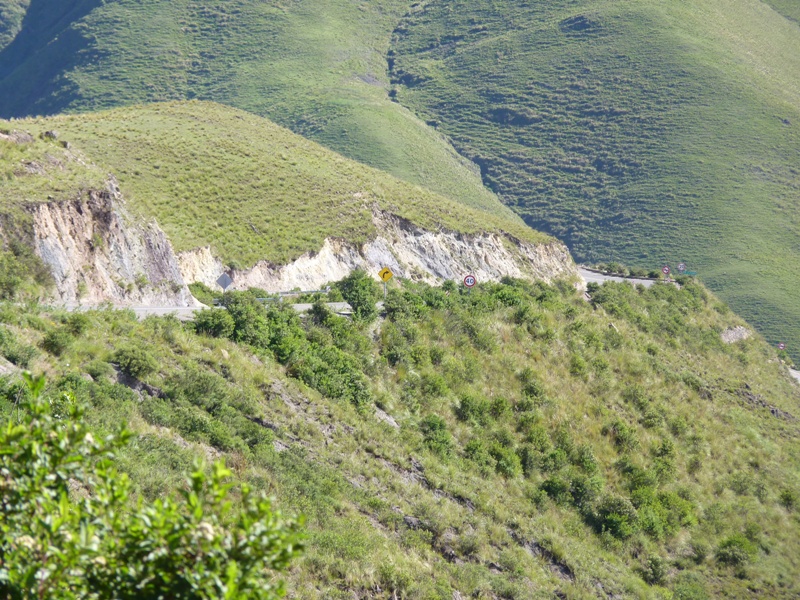 Foto: Cuesta del Obispo. - Cachi (Salta), Argentina