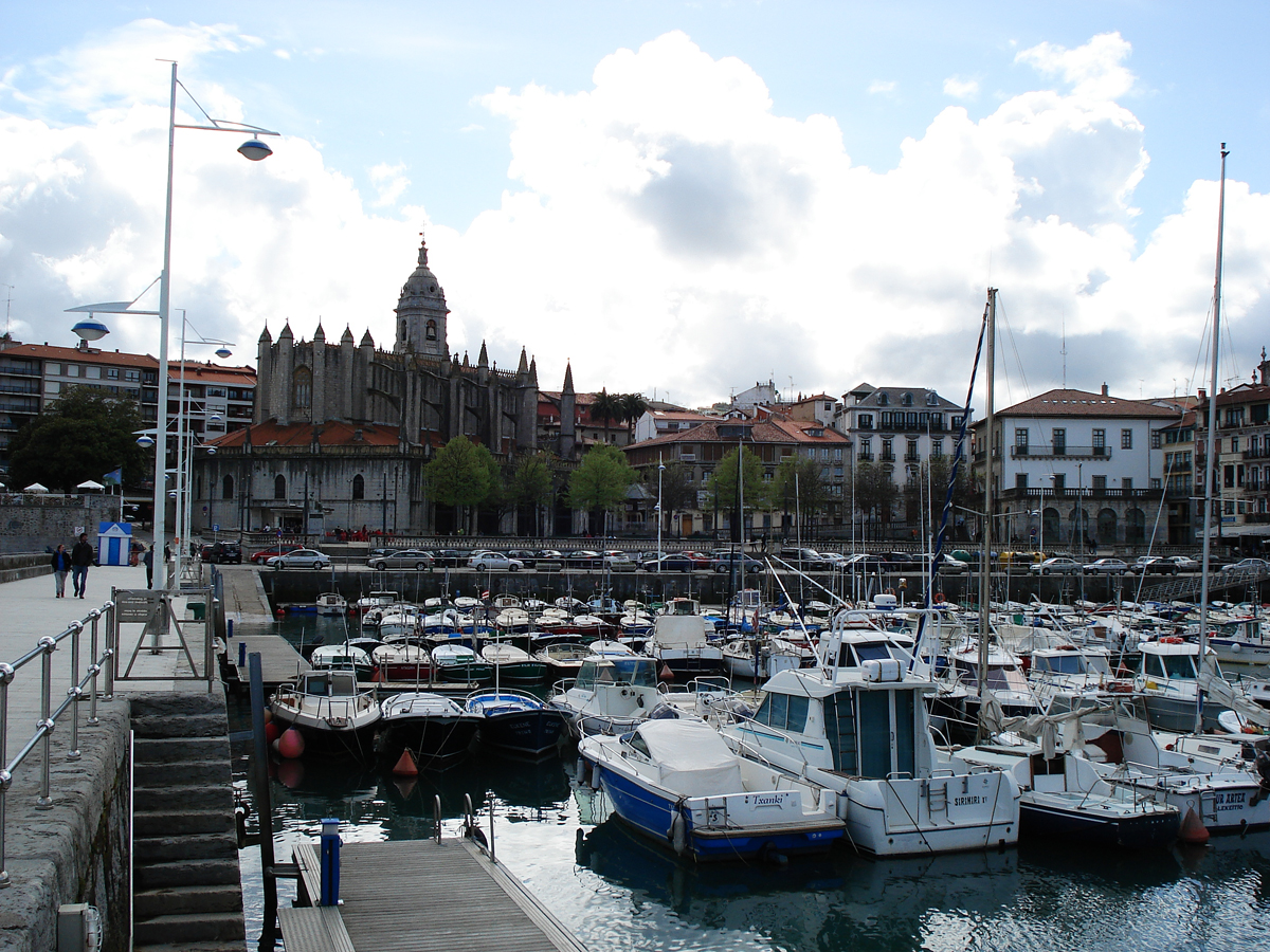 Foto: Puerto - Lekeitio (Vizcaya), España