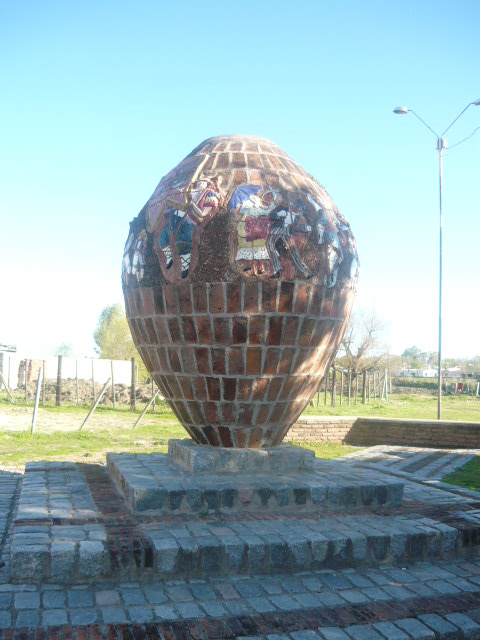 Foto: Monumento al tambor - Durazno, Uruguay