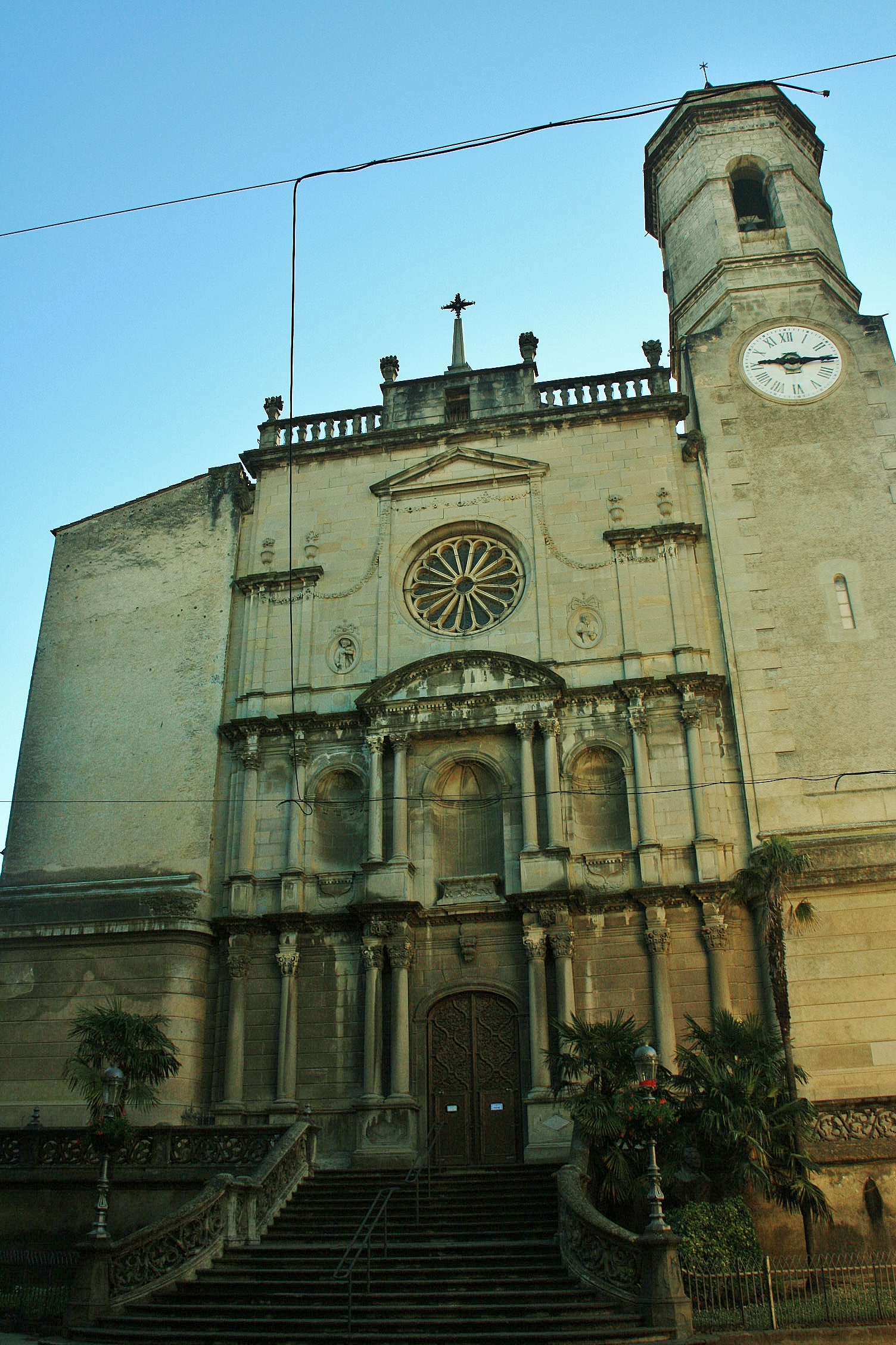 Foto: Iglesia - Olot (Girona), España