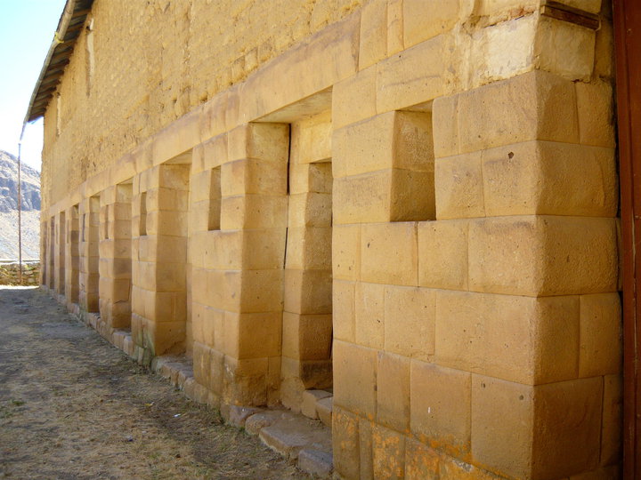 Foto: IGLESIA HUAYTARA - Huaytara, Perú