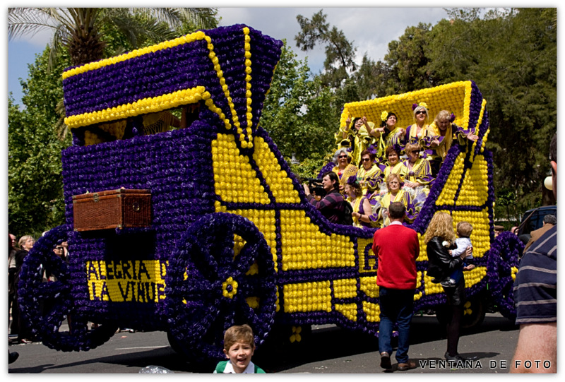 Foto: BATALLA DE LAS FLORES - Córdoba (Andalucía), España