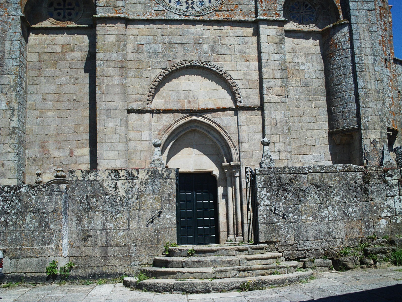 Foto: IGLESIA - Santa Mariña De Las Aguas Santas (Ourense), España