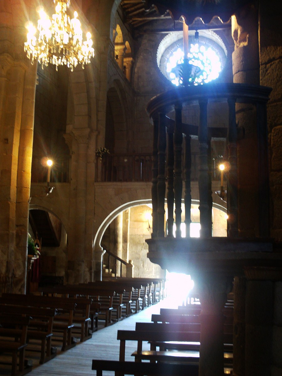 Foto: IGLESIA - Santa Mariña De Las Aguas Santas (Ourense), España