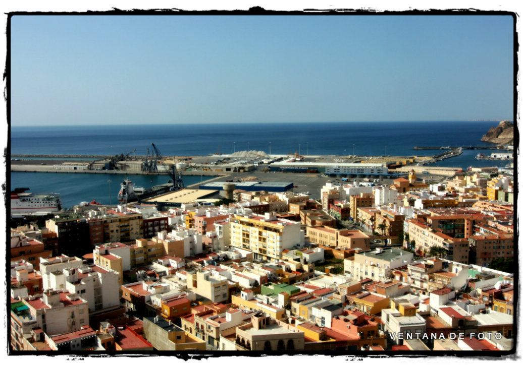 Foto: DESDE LA ALCAZABA - Almería (Andalucía), España