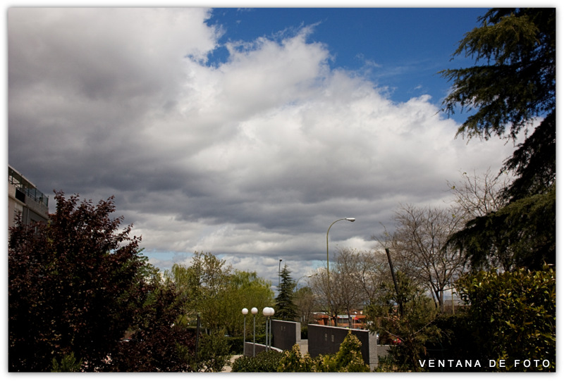 Foto: NUBES SOBRE MADRID - Madrid (Comunidad de Madrid), España