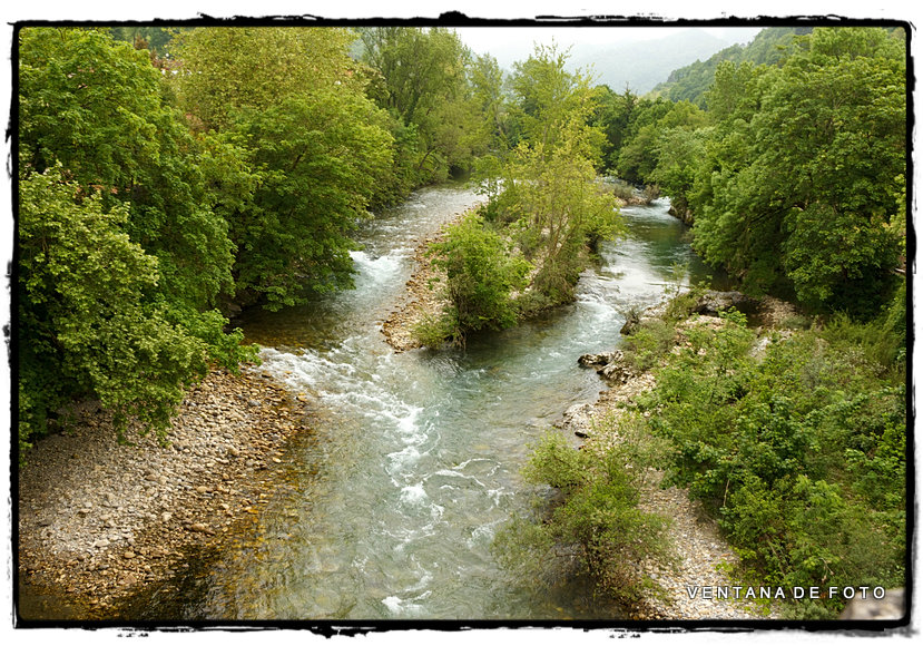 Foto de Cangas De Onís (Asturias), España