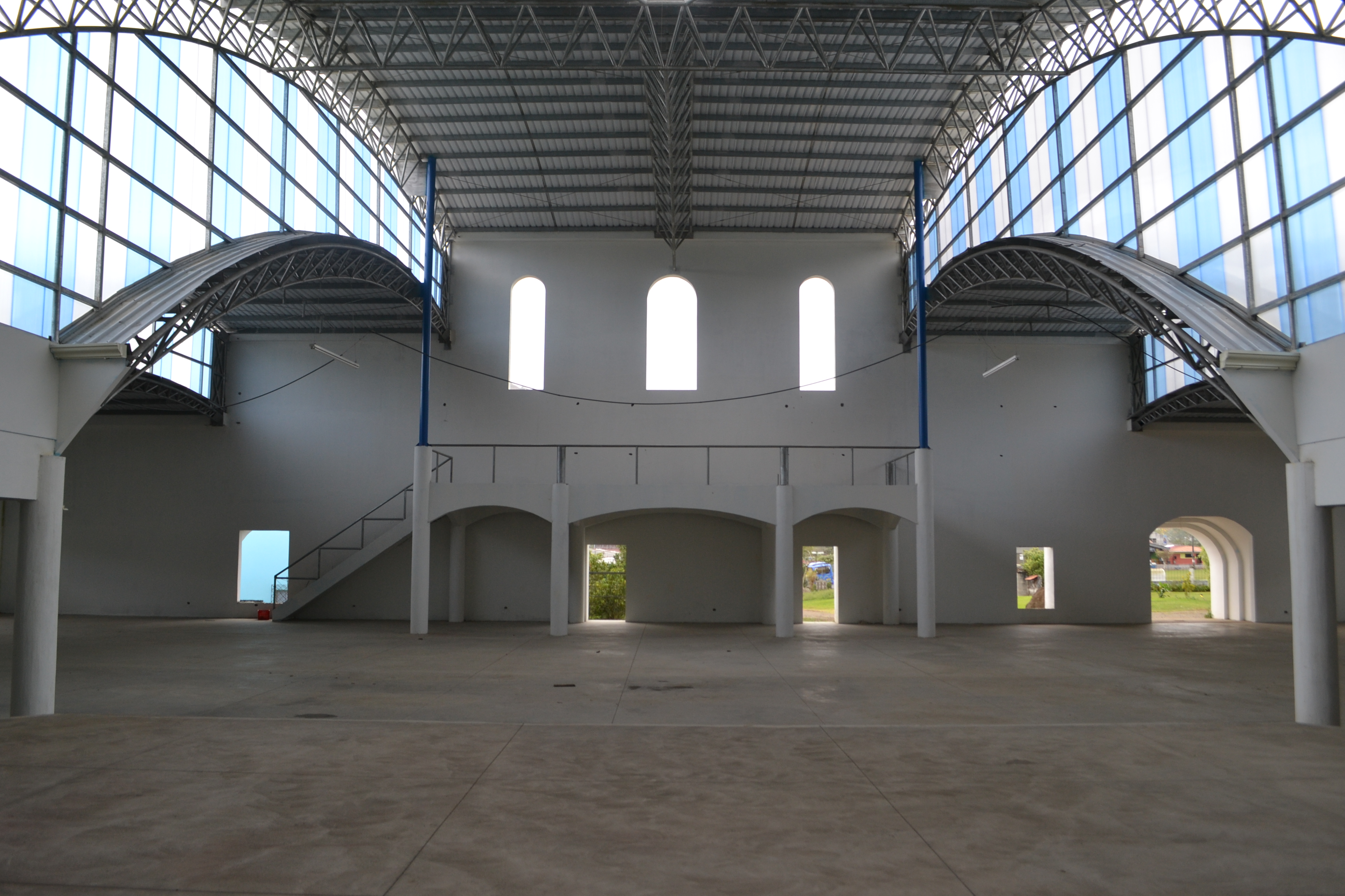 Foto: Parte interna de la nueva iglesia de orosi - Valle De Orosi (Cartago), Costa Rica