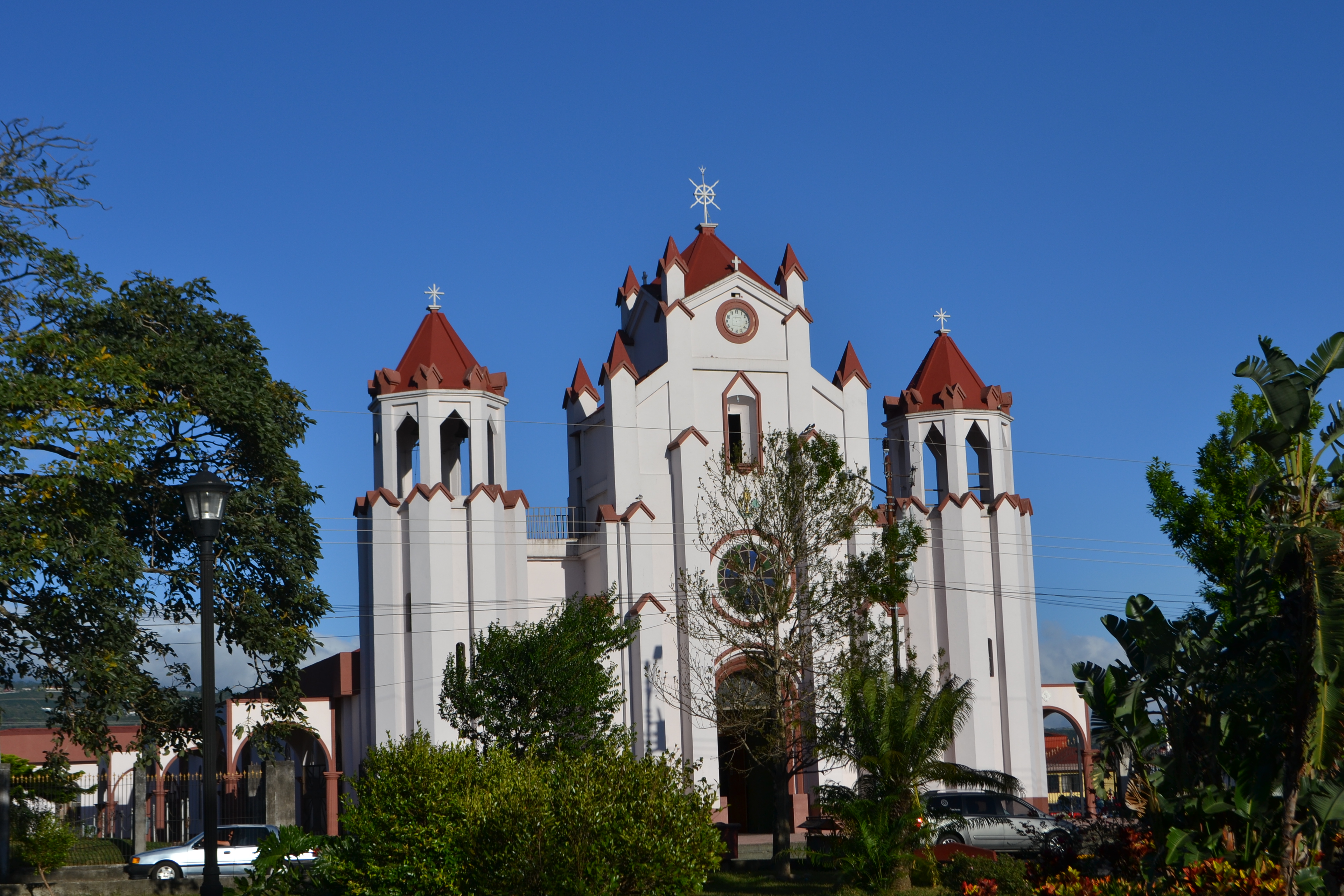 Foto: IGLESIA DE SANTA BARBARA - Santa Barbara (Heredia), Costa Rica