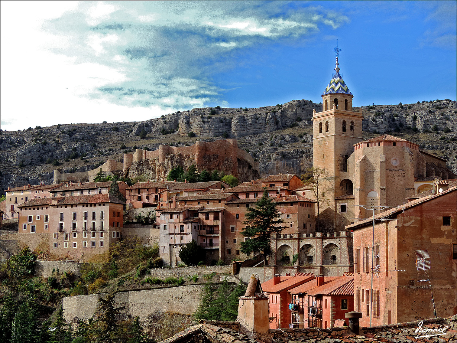 Foto: 131024-012 ALBARRACIN - Albarracin (Teruel), España