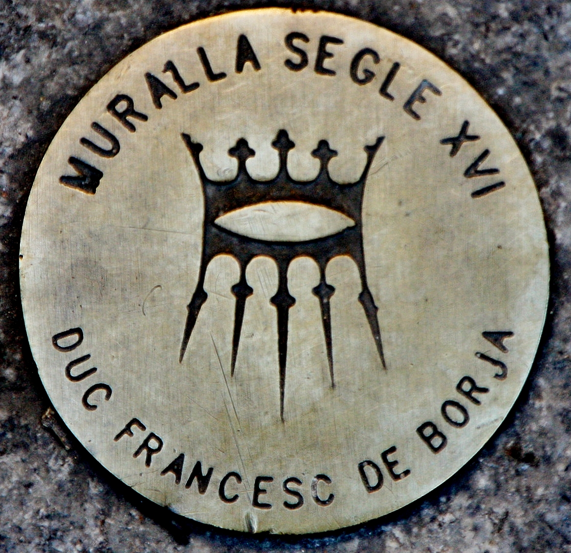 Foto: Marca en el suelo de la muralla - Gandía (València), España