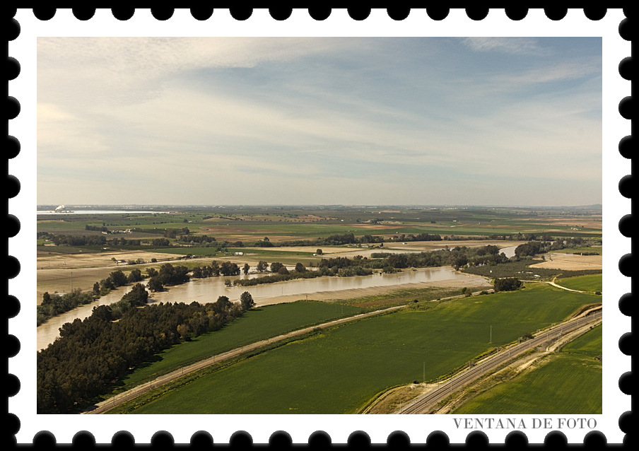 Foto: VISTA DESDE EL CASTILLO - Almodóvar Del Río (Córdoba), España