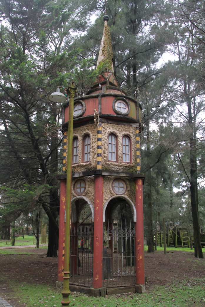Foto: Campanópolis - González Catán (Buenos Aires), Argentina