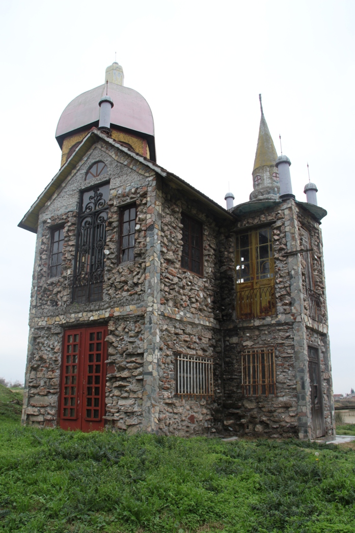 Foto: Campanópolis - González Catán (Buenos Aires), Argentina