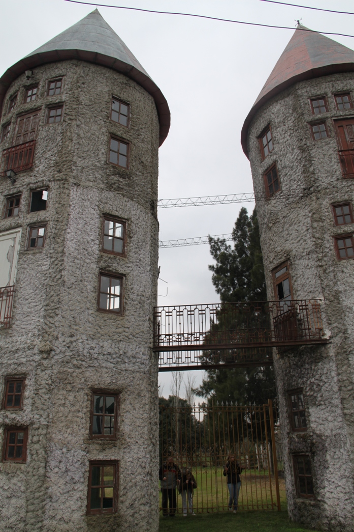 Foto: Campanópolis - González Catán (Buenos Aires), Argentina