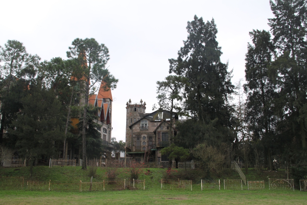 Foto: Campanópolis - González Catán (Buenos Aires), Argentina
