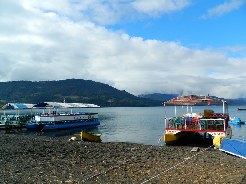 Foto: Lican Ray - Lican Ray (Araucanía), Chile