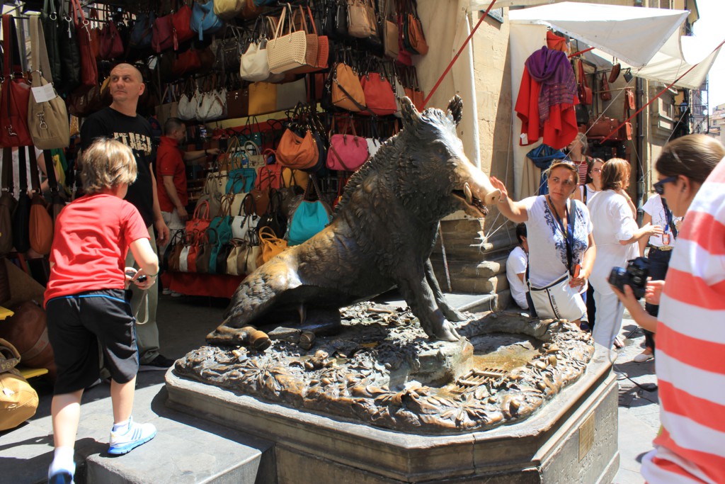 Foto: El jabalí concede deseos - Florencia (Tuscany), Italia