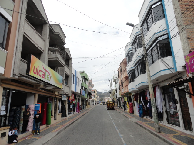 Foto: La ciudad - Otavalo (Imbabura), Ecuador