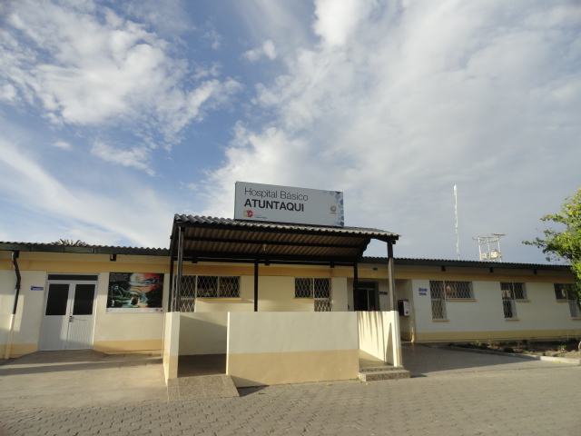 Foto: Centro medico de Atuntaqui - Atuntaqui (Imbabura), Ecuador