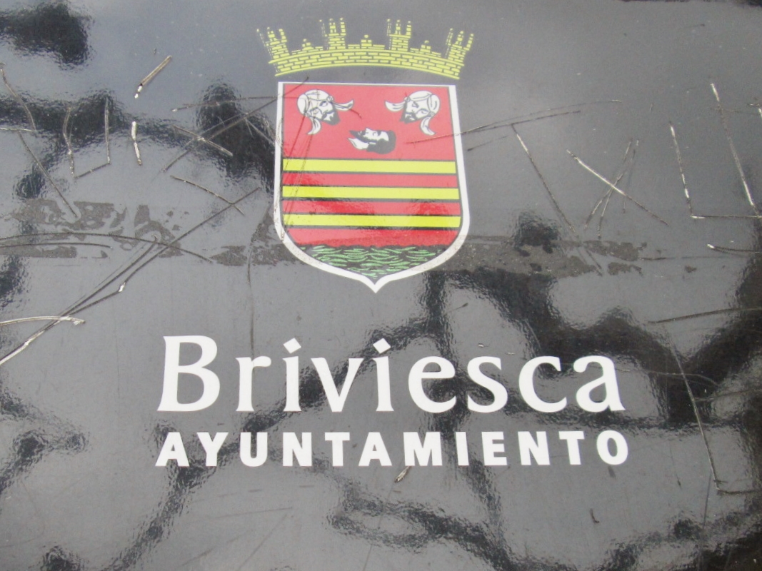 Foto: Escudo - Briviesca (Burgos), España