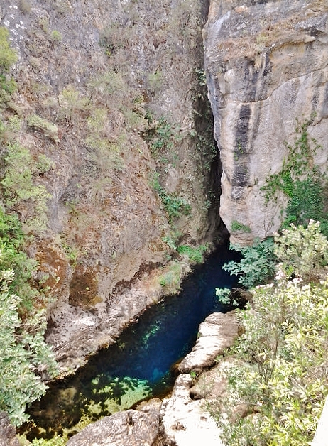 Foto: Manantial Su Gologone - Oliena (Sardinia), Italia