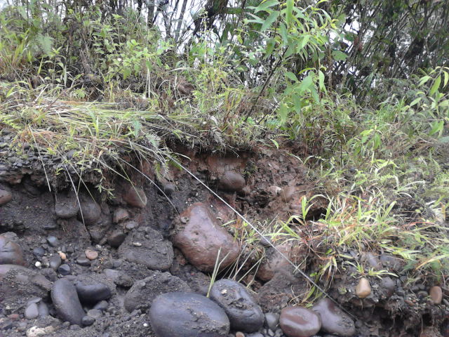 Foto: Hundimiento - Simòn Bolìvar (Peaz) (Pastaza), Ecuador