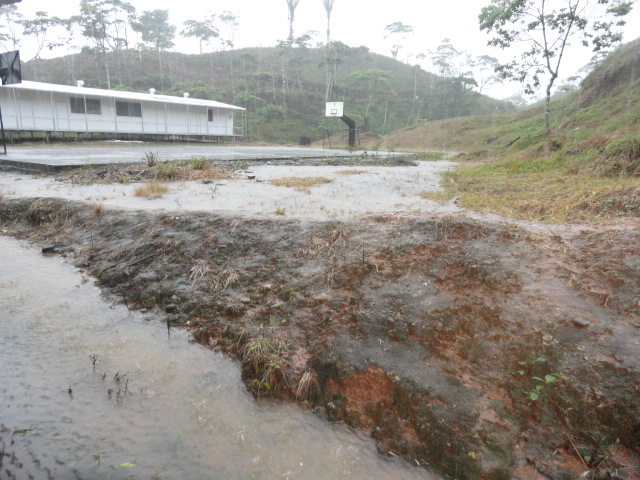 Foto: U.E. - Simón Bolívar (Mushullacta), Ecuador