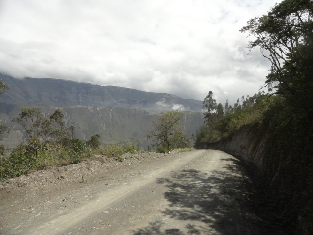 Foto: Camino nuevo - Bayushig (Chimborazo), Ecuador