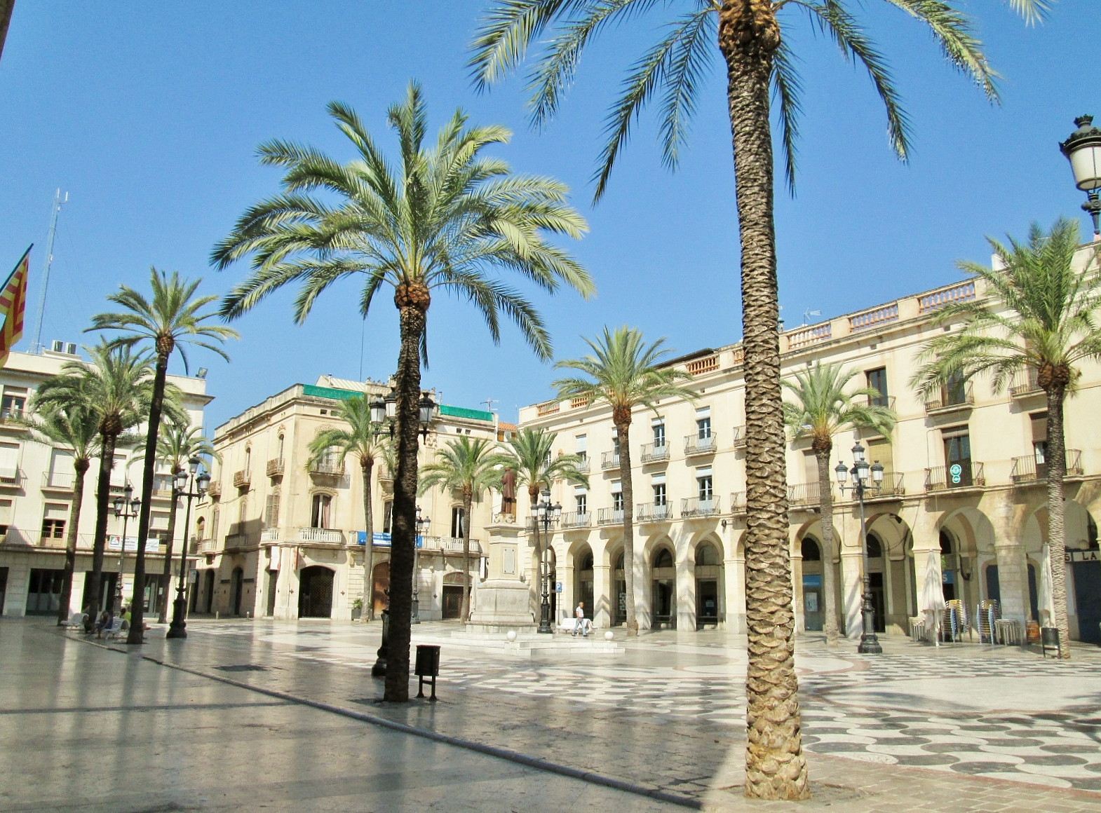 Foto: Plaza Mayor - Vilanova i la Geltrú (Barcelona), España