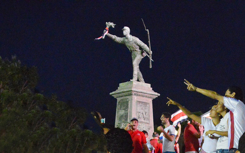Foto: COSTA RICA  PASA A CUARTOS DE FINAL EN EL MUNDIAL 2014 - Alajuela, Costa Rica