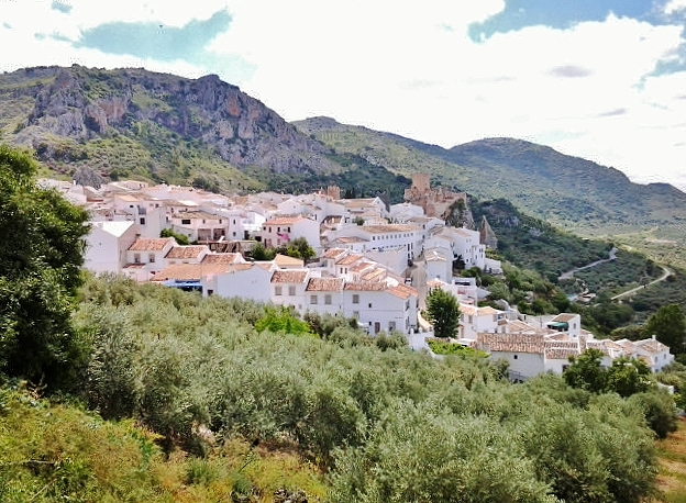 Foto: Vista del pueblo - Zuheros (Córdoba), España
