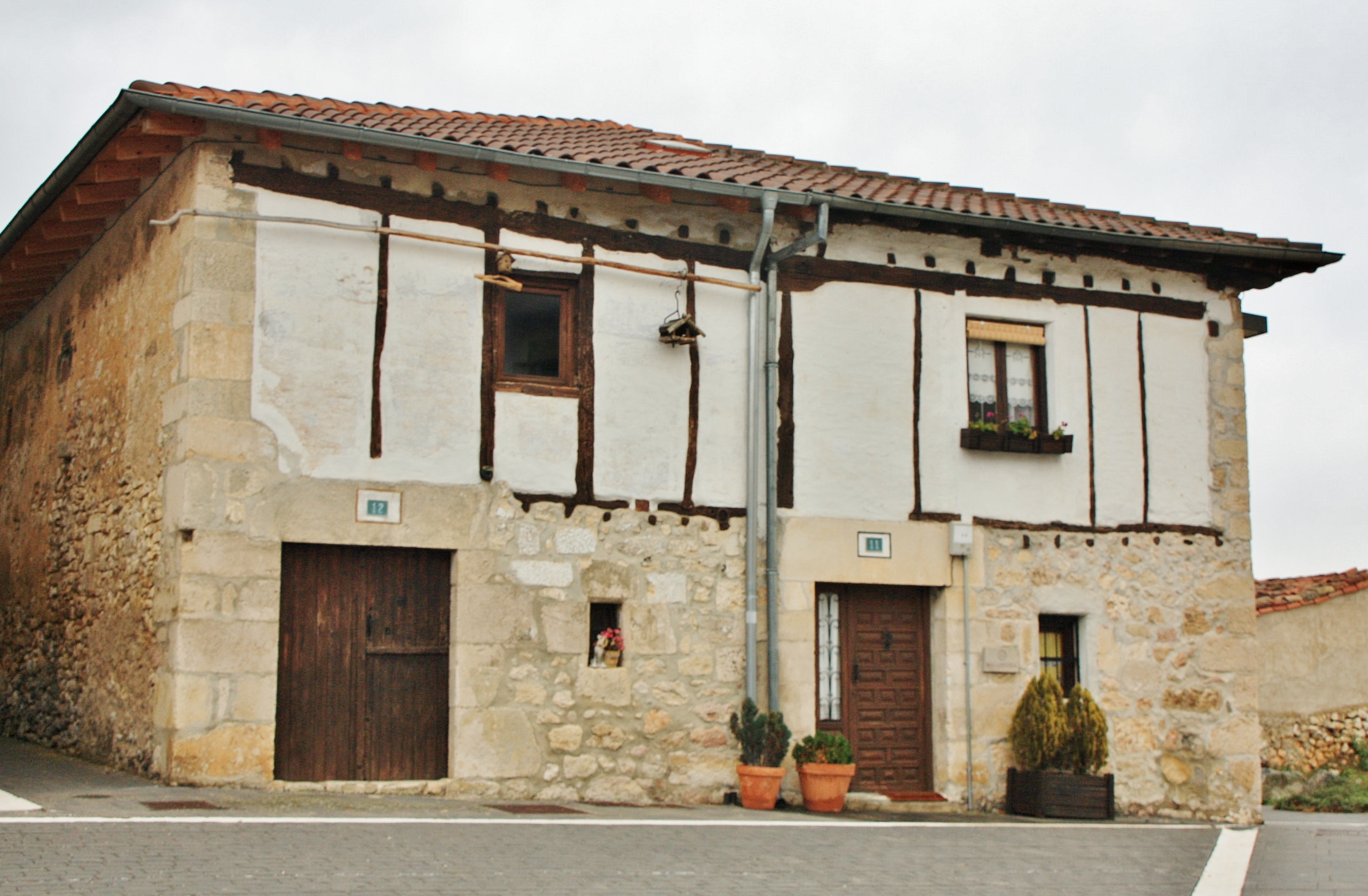 Foto: Centro histórico - Peñacerrada (Urizaharra) (Álava), España