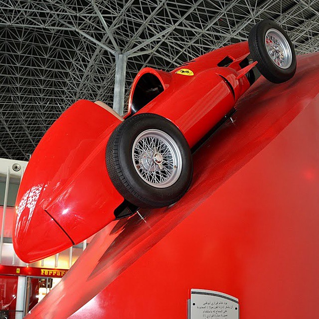 Foto: Ferrari World - Abu Dhabi, Emiratos Árabes Unidos