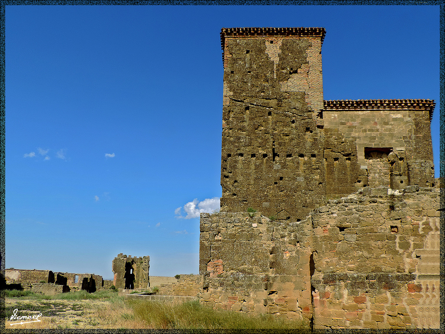 Foto: 150603-014 CAST. MONTEARAGON - Quicena (Huesca), España