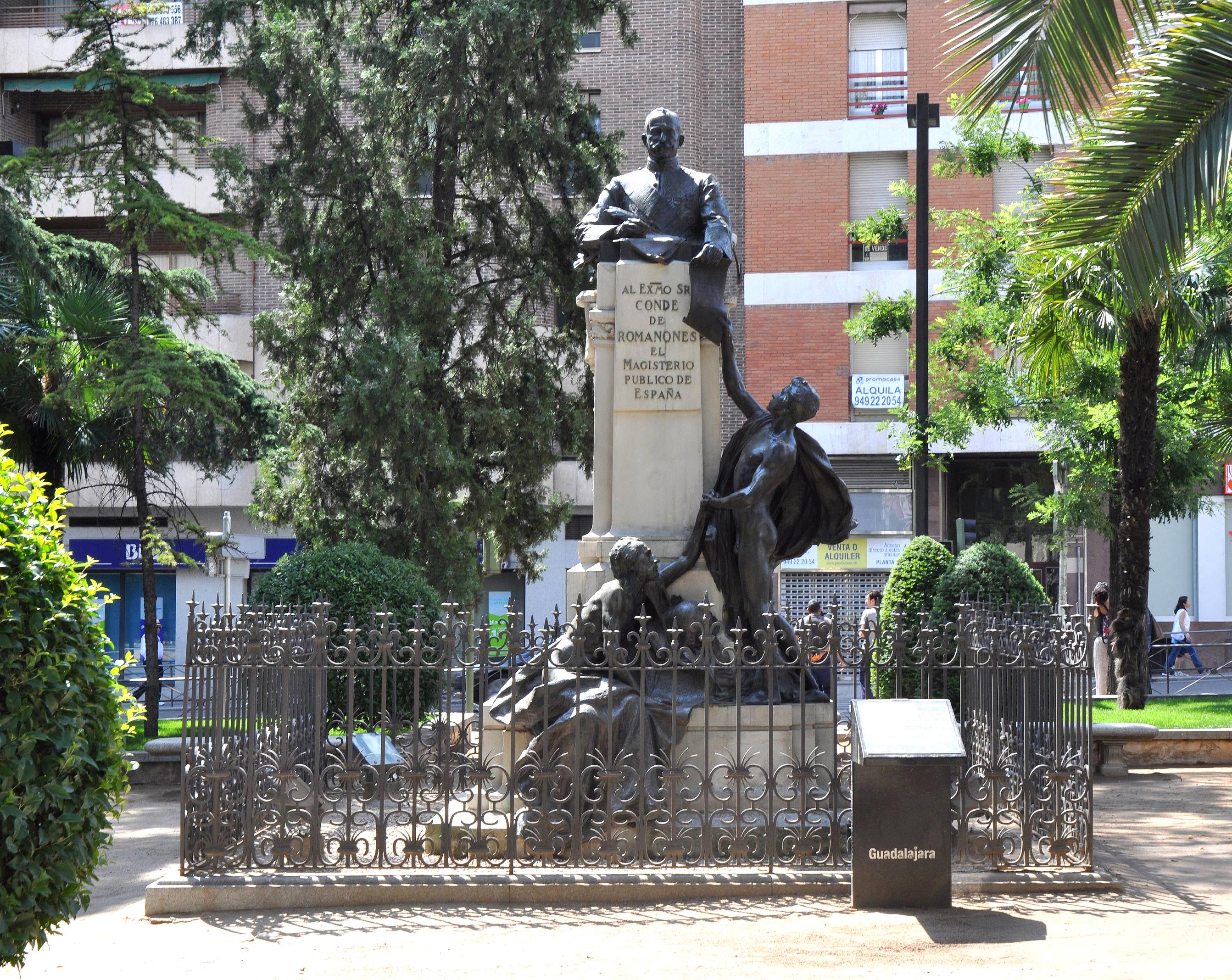Foto: Monumento al Conde de Romanones - Guadalajara (Castilla La Mancha), España